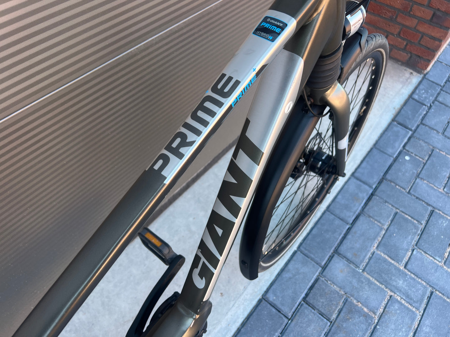 Giant Prime plus