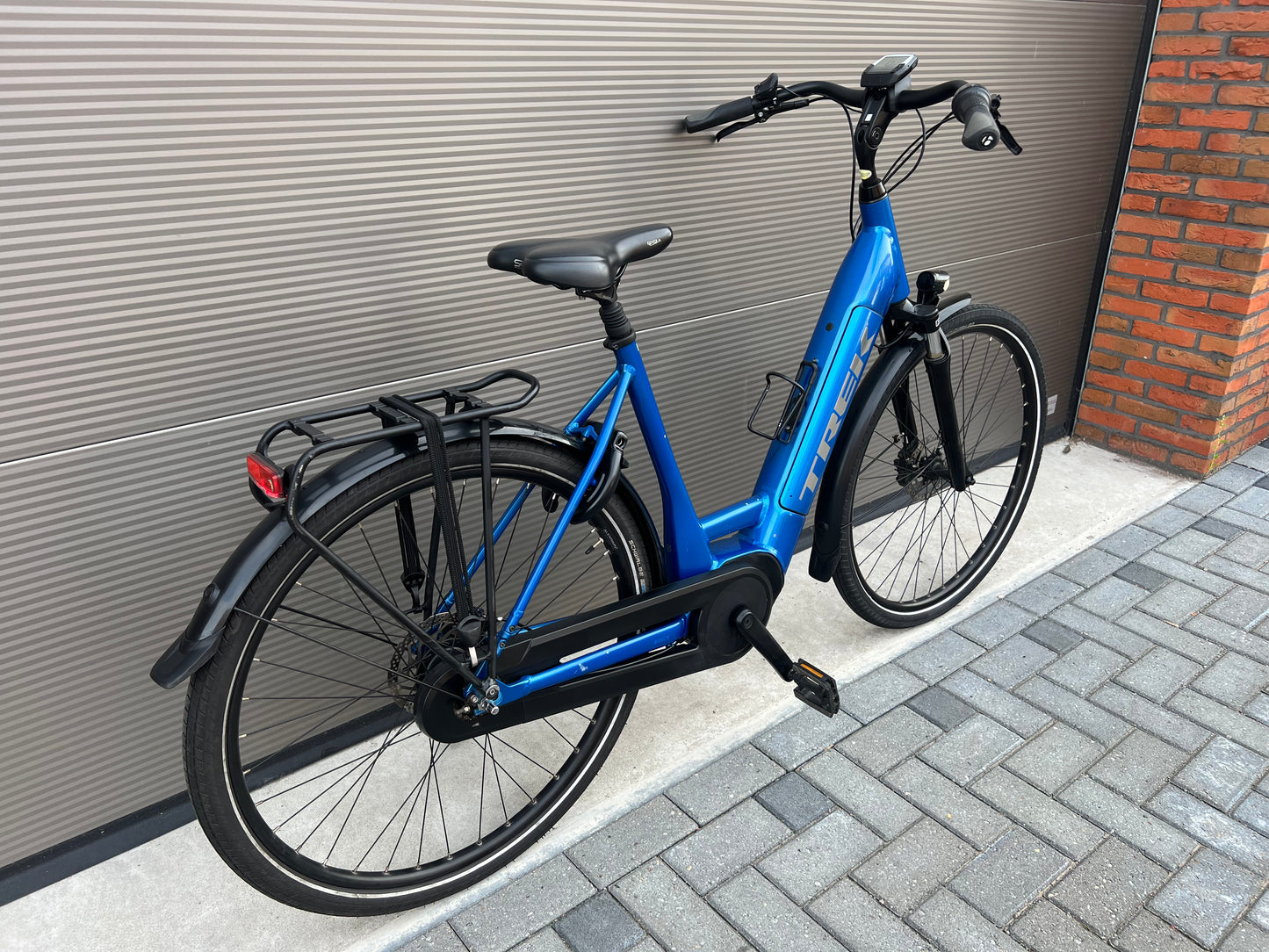 Trek District 6+