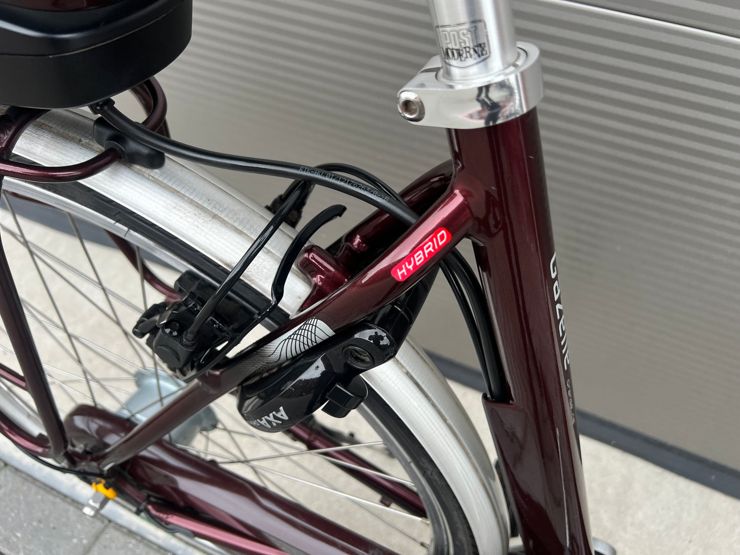 Gazelle Orange C8 Hybrid