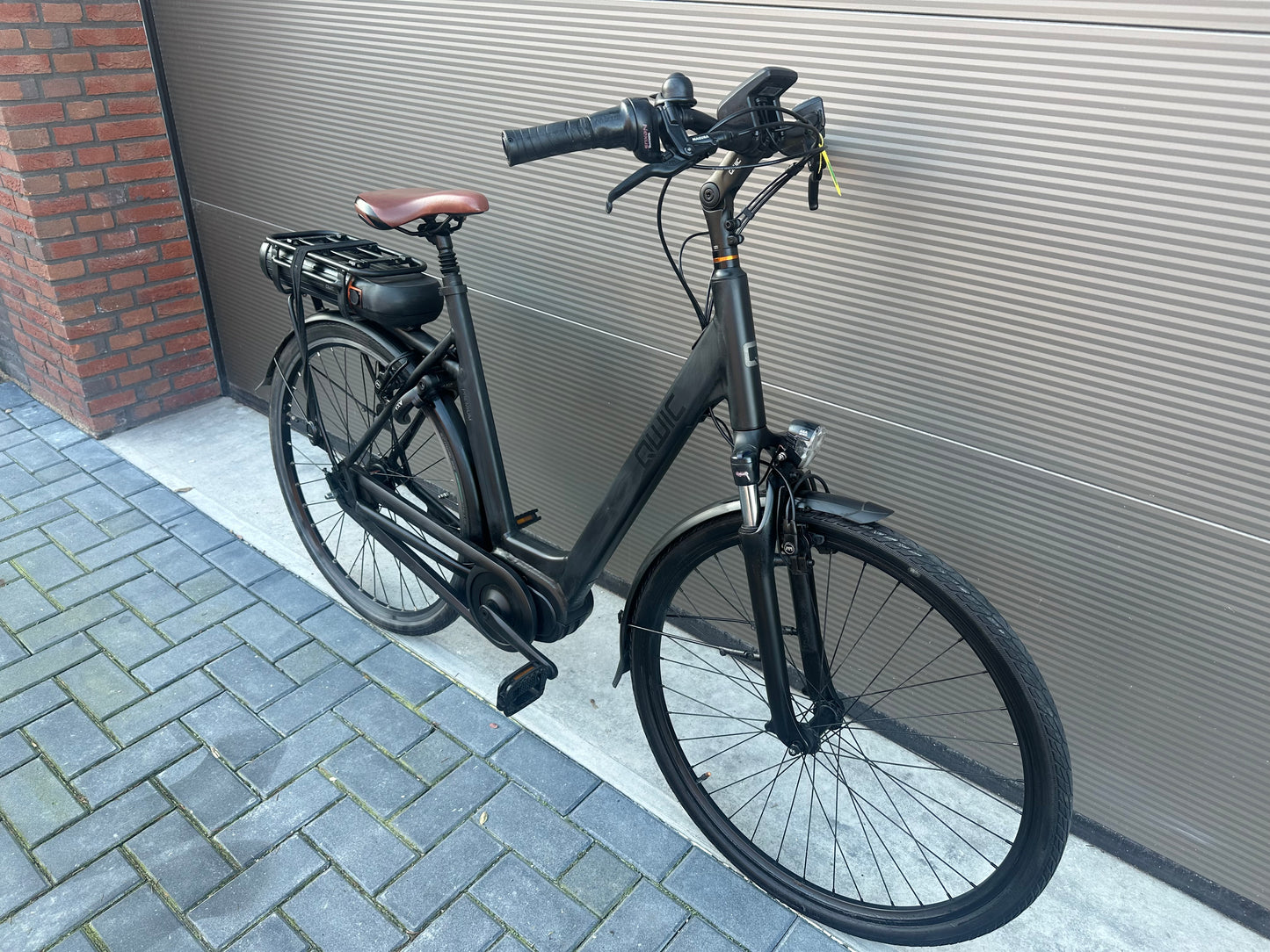 Qwic FN7 Premium Refurbished E-bike
