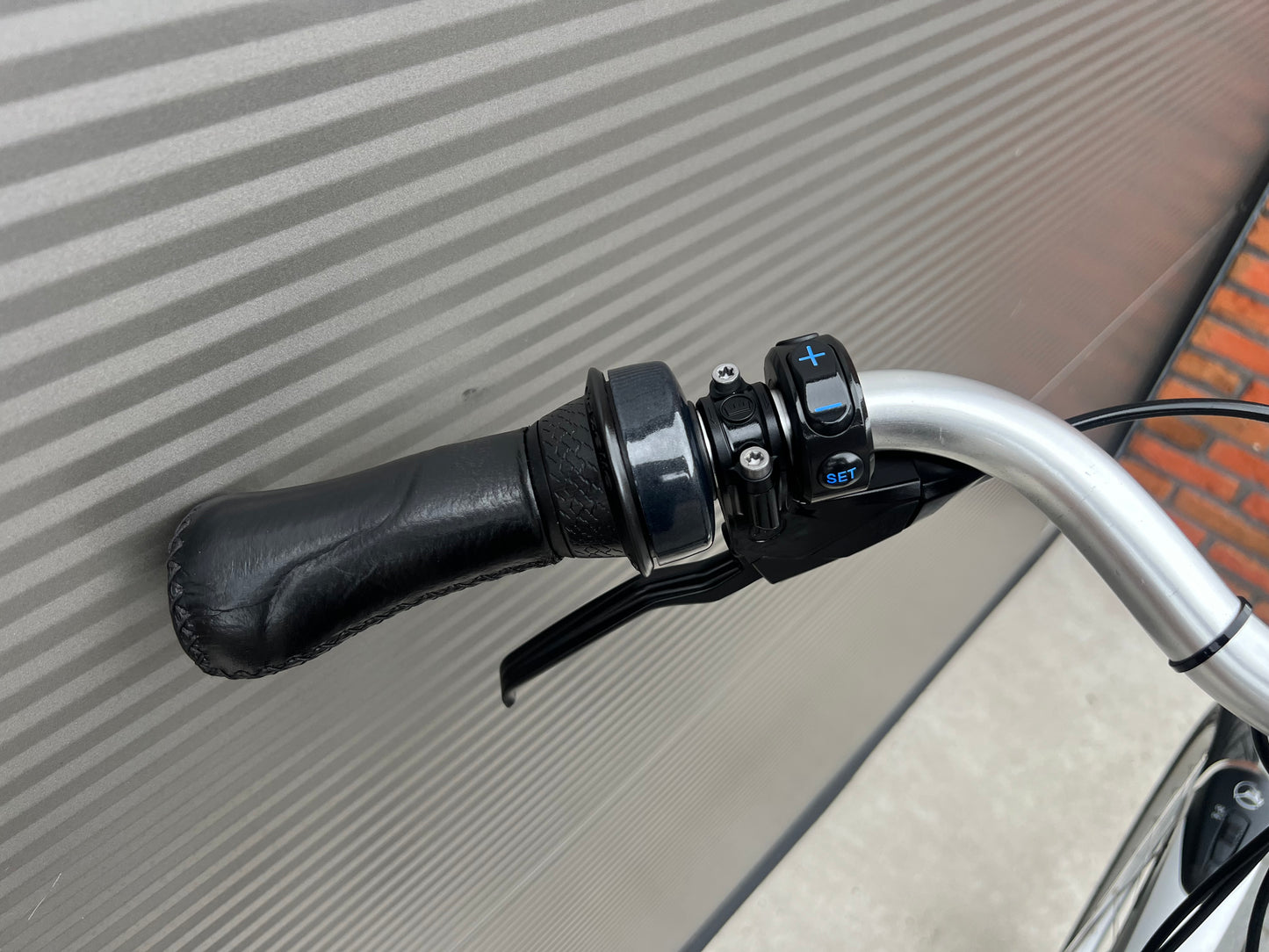 Gazelle Orange C8 Hybrid