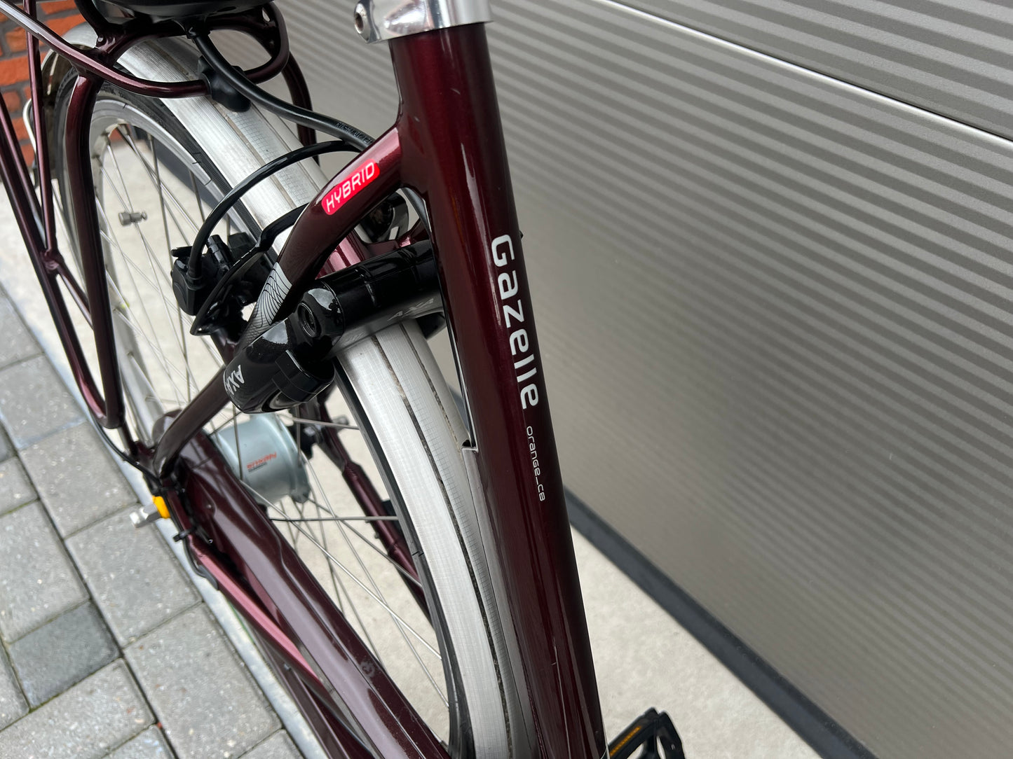 Gazelle Orange C8 Hybrid